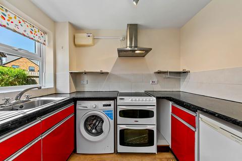 1 bedroom semi-detached house for sale, Locksmeade Road, Richmond, TW10