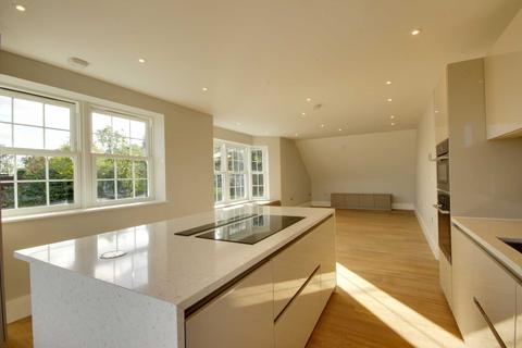 2 bedroom apartment to rent, Totteridge Lane, London, N20