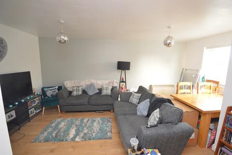 2 bedroom flat for sale, Nottage Crescent, Braintree, CM7