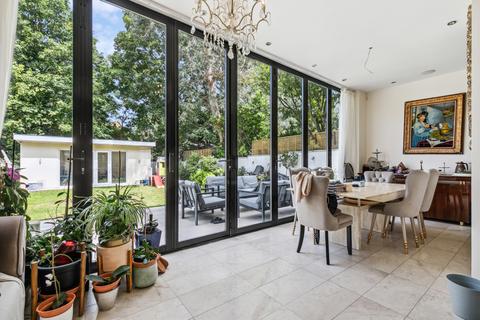 7 bedroom detached house to rent, Brondesbury Park, London