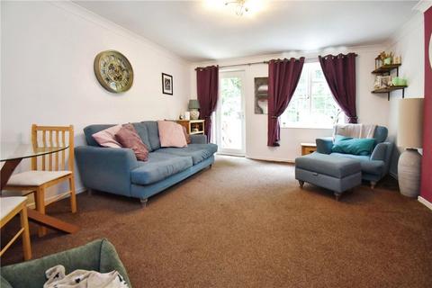 2 bedroom end of terrace house for sale, Siskin Close, Southampton, Hampshire