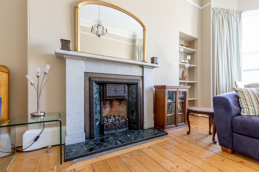 Apartment in Edinburgh, New Town/Broughton - View 3