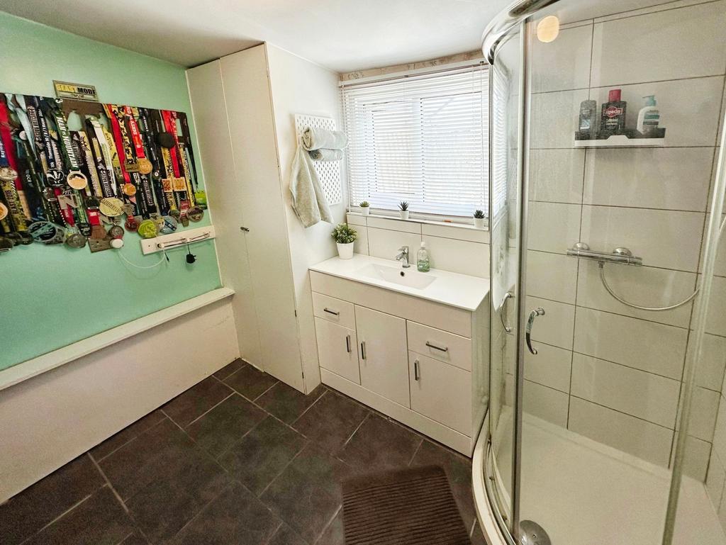 Ground Floor Shower Room/ WC