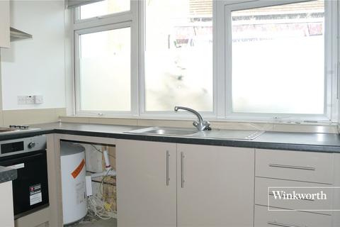 2 bedroom apartment to rent, Cat Hill, East Barnet, EN4