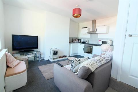 1 bedroom terraced house for sale, School Terrace, Clayton West, Huddersfield, HD8 9NA