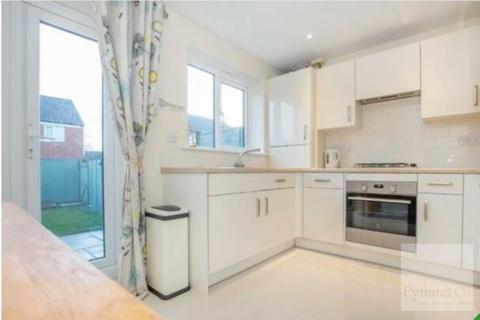 3 bedroom terraced house to rent, Miller Close, Norwich NR9