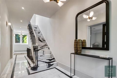 4 bedroom terraced house for sale, Pauntley Street, London, N19