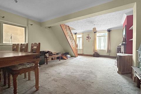 122 Great Whyte, Ramsey, Huntingdon, PE26 1HS
