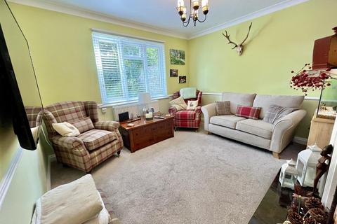 3 bedroom end of terrace house for sale, The Rose Walk, Newhaven