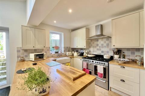 3 bedroom end of terrace house for sale, The Rose Walk, Newhaven