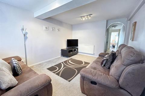 4 bedroom terraced house for sale, Skelley Road, London