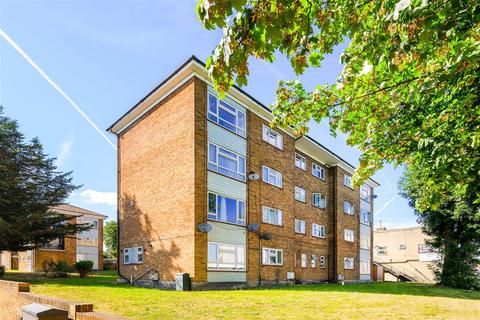 2 bedroom apartment for sale, Dale Court, Grove Hill, London