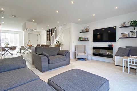 3 bedroom link detached house for sale, St Andrews Drive, Channels Development, Chelmsford