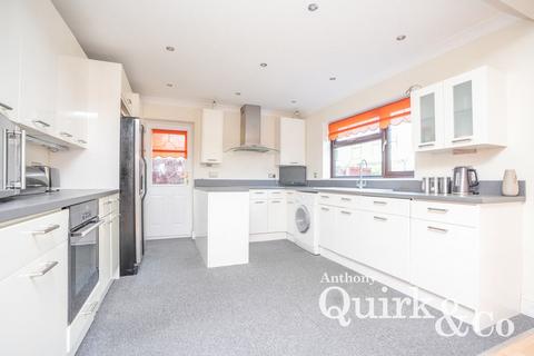 4 bedroom detached house for sale, Papenburg Road, Canvey Island, SS8