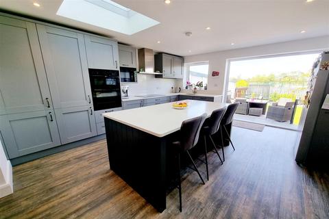 4 bedroom house for sale, Westpole Avenue, Cockfosters, EN4