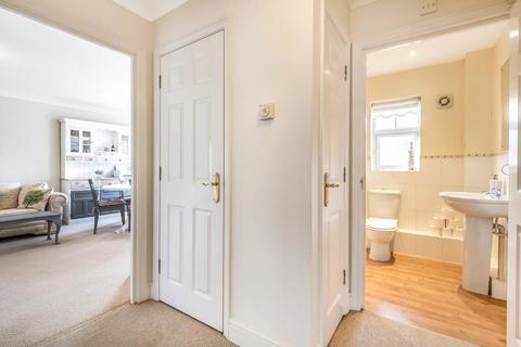 2 bedroom flat for sale, Chesham,  Buckinghamshire,  HP5