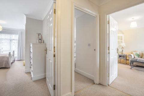 2 bedroom flat for sale, Chesham,  Buckinghamshire,  HP5