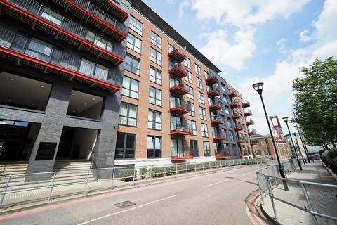 1 bedroom flat for sale, Warehouse Court, Major Draper Street, Royal Arsenal, Woolwich, London, SE18 6FE