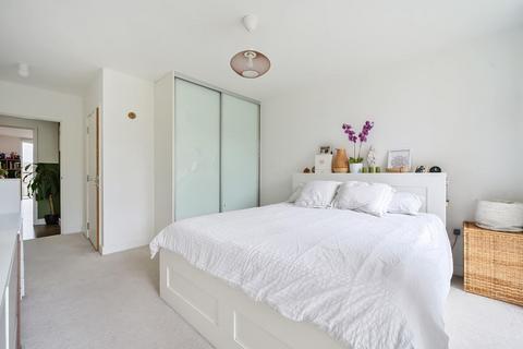 18, Dixie Court Adenmore Road, London, SE6 4FA