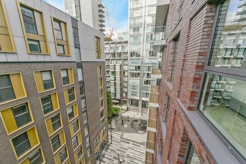 1 bedroom apartment to rent, Neroli House, Goodman's Fields, Aldgate E1