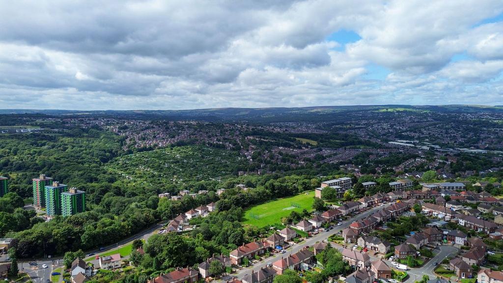 East Bank Road, Sheffield S2 2 bed semidetached house for sale £135,000