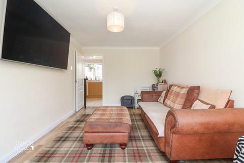 49 Cornel, Tamworth, B77 4EF
