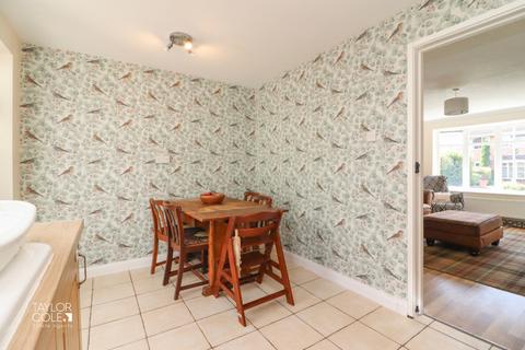 49 Cornel, Tamworth, B77 4EF