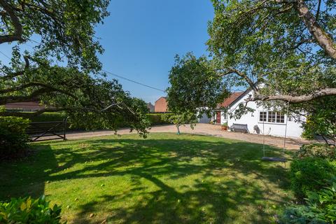 4 bedroom detached house for sale, Cambridge Road, Sandhurst GU47