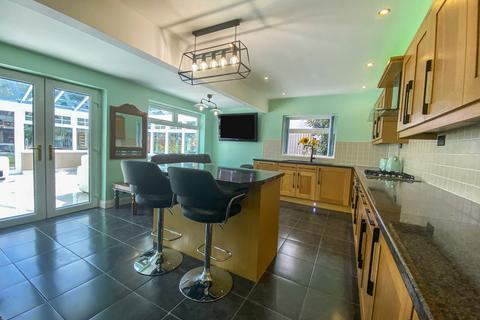 4 Main Road, Wilford, Nottingham, NG11 7AR