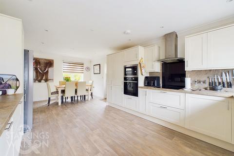 3 Ditchingham Dam, Ditchingham, Bungay, NR35 2JQ