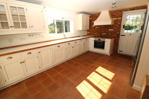 4 bedroom detached house to rent, Sutton Place, Abinger Hammer, Dorking