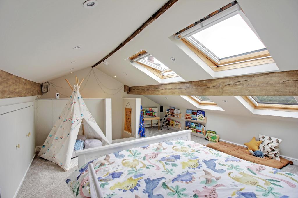 2nd Floor Bedroom 2