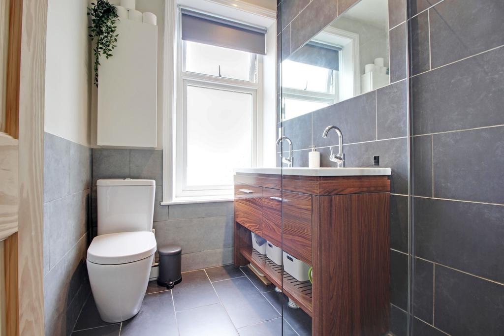 1st Floor Shower Room