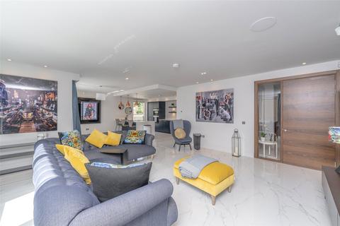 2 bedroom flat for sale, 30D/5 Corstorphine Road, Edinburgh, EH12
