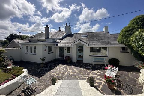 2 bedroom cottage for sale, Caeathro, Gwynedd