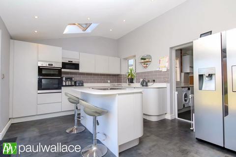 4 Ryefeld Close, Hoddesdon, EN11 0QL