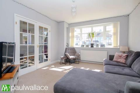 4 Ryefeld Close, Hoddesdon, EN11 0QL