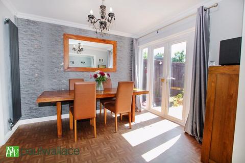 24 Wheatcroft, Cheshunt, Waltham Cross, EN7 6JS