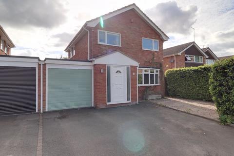 3 bedroom detached house for sale, Sandringham Close, Market Drayton TF9