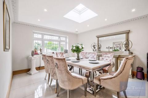 6 bedroom detached house for sale, Chigwell Rise, Chigwell IG7