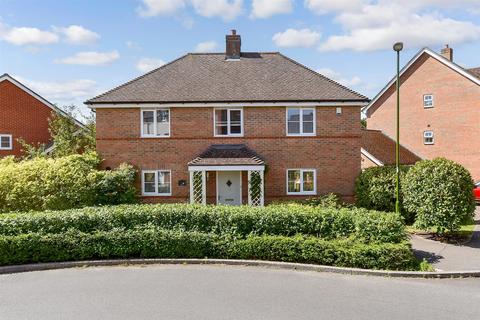 4 bedroom detached house for sale, Sargent Way, Broadbridge Heath, Horsham, West Sussex