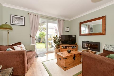 2 bedroom semi-detached house for sale, Willow Way, Sandown, Isle of Wight