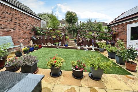 2 bedroom detached bungalow for sale, Bloxham Way, Radford Semele, Leamington Spa