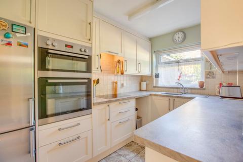 4 Brambleside, High Wycombe, HP11 1JZ