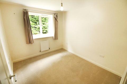 2 bedroom apartment to rent, Hansen Gardens, Hedge End, Southampton, Hampshire, SO30