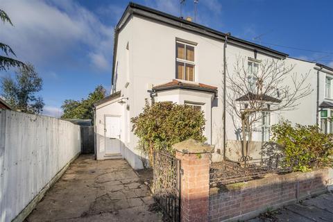 undefined, St Marks Road, Hanwell
