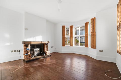 undefined, St Marks Road, Hanwell