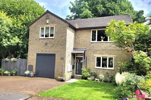 5 bedroom detached house for sale, Benn Lane, Longwood, Huddersfield