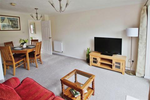 2 bedroom house for sale, Gardenia Drive, Titchfield Park, Fareham