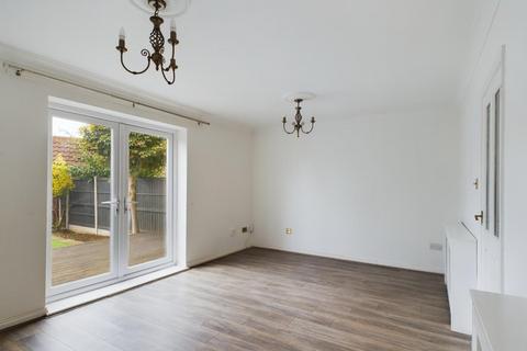 21 Venette Close, Rainham, RM13 9EA